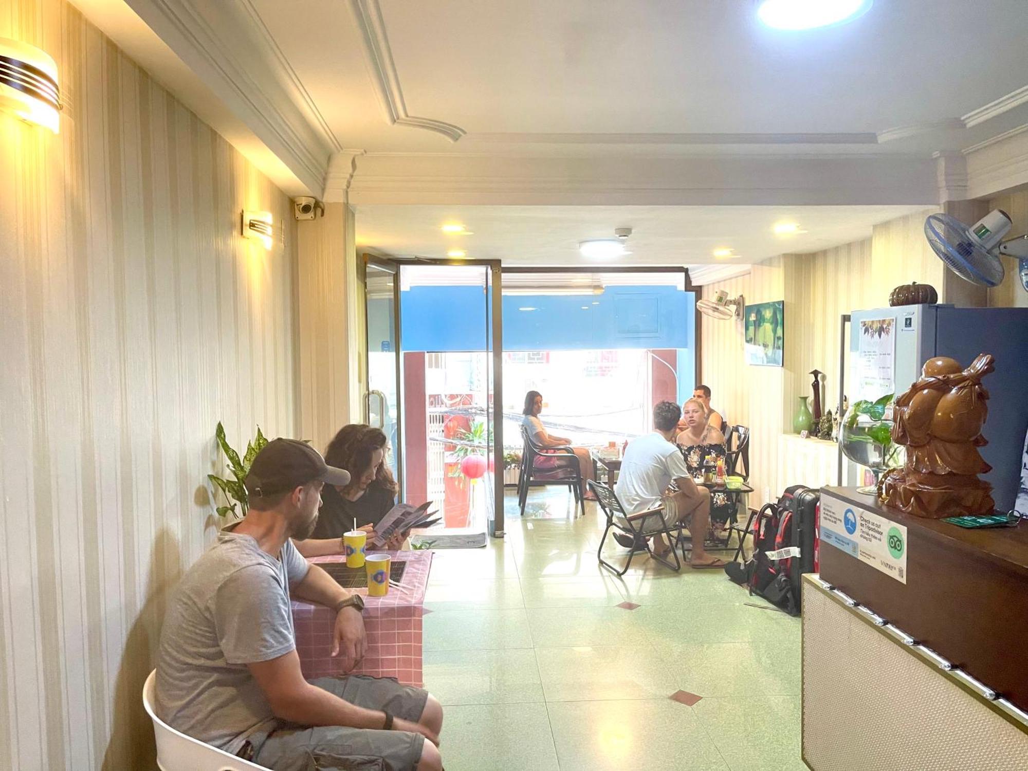 Giang Son Hotel江山民宿范五老区酒吧街胡志明市 Екстериор снимка