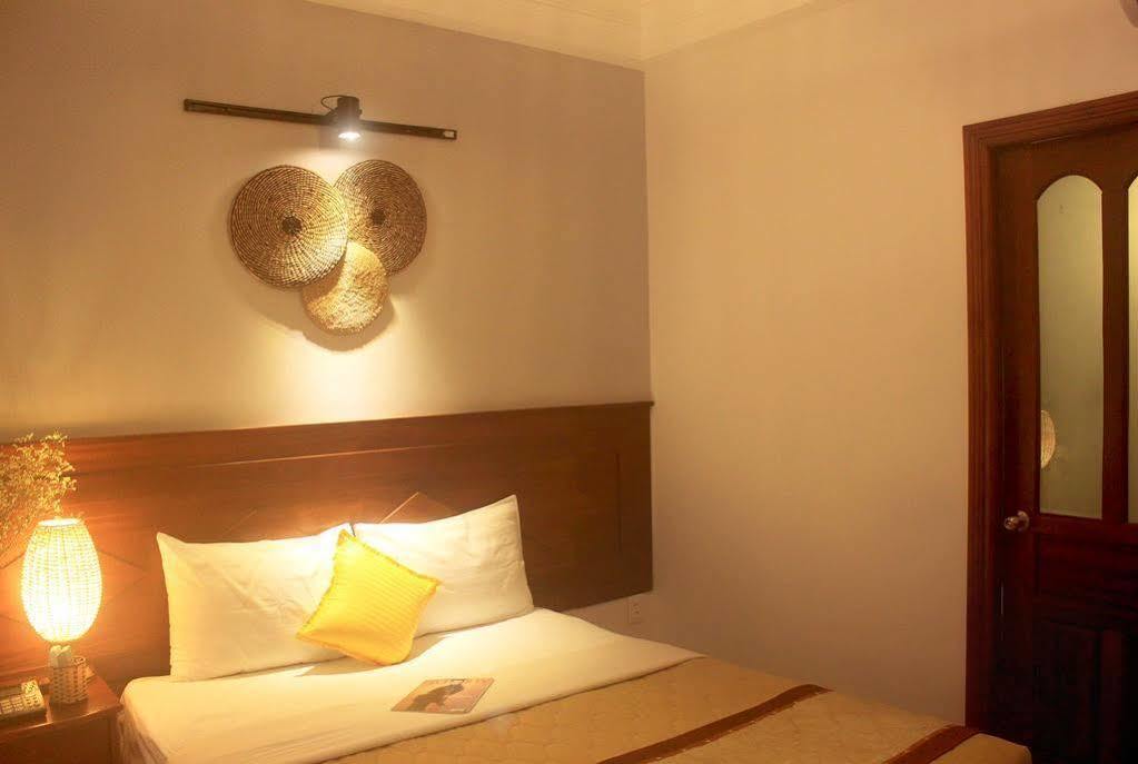Giang Son Hotel江山民宿范五老区酒吧街胡志明市 Екстериор снимка