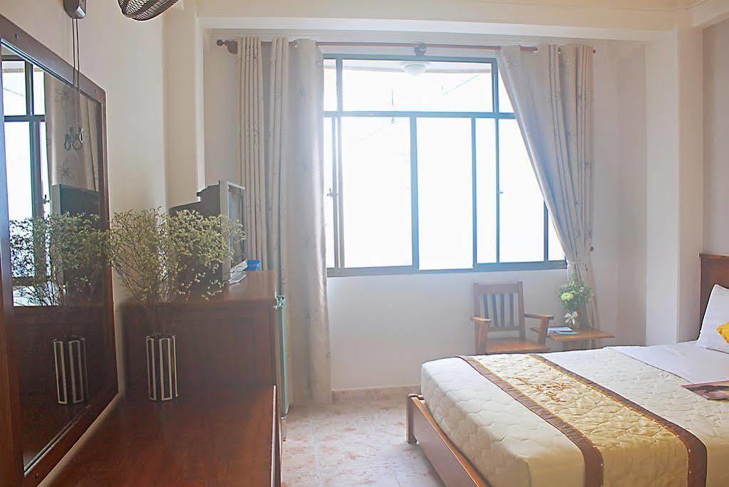 Giang Son Hotel江山民宿范五老区酒吧街胡志明市 Екстериор снимка