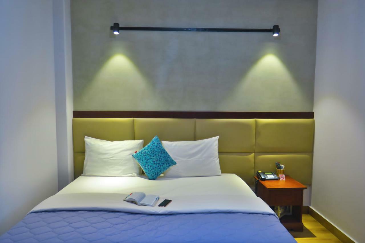 Giang Son Hotel江山民宿范五老区酒吧街胡志明市 Екстериор снимка